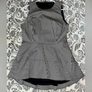 White House Black Market Women’s Peplum Top Gingham Print Sleeveless Size 2